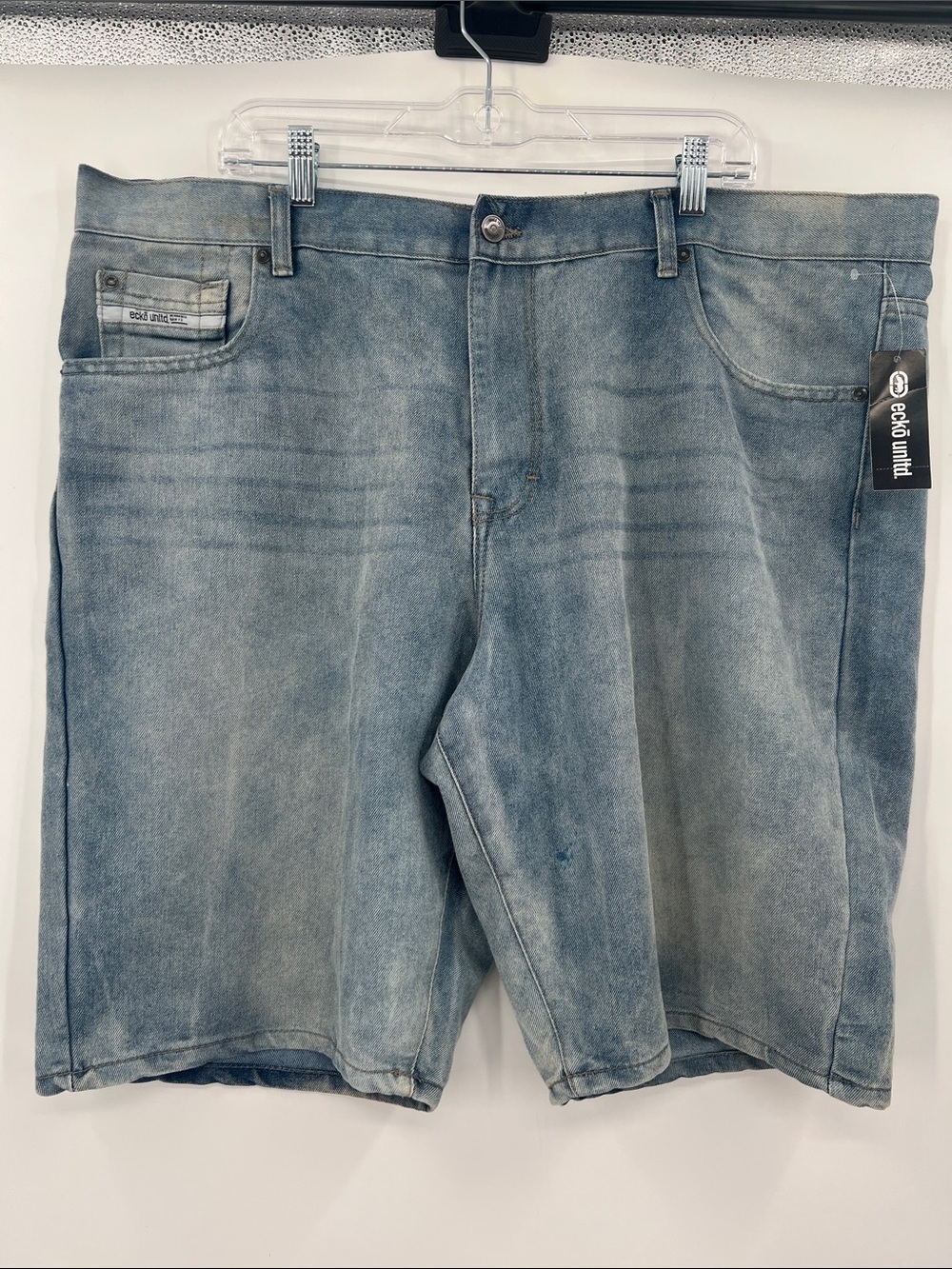 Size 42   Ecko Unlimited 759 Relaxed Jean  shorts   NWT